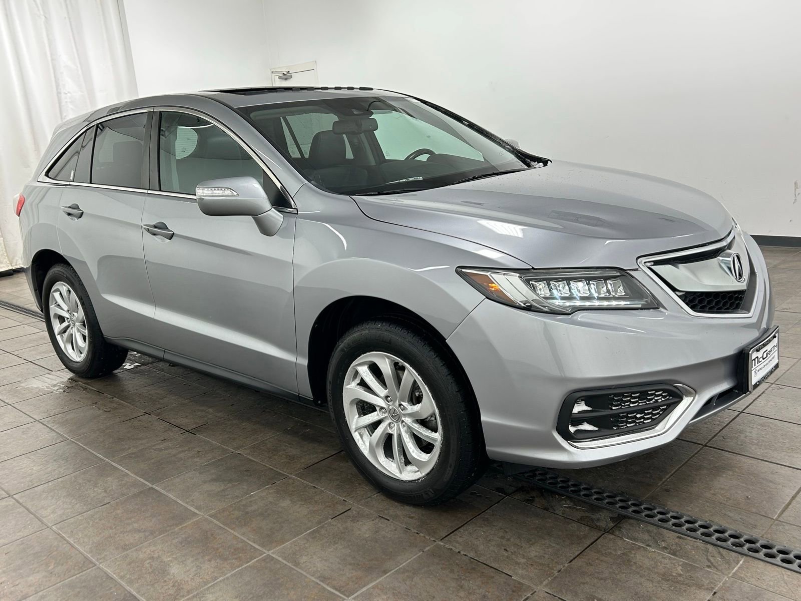 Used 2017 Acura RDX AWD w/ Technology Package image 6