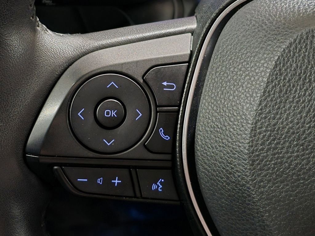 Used 2022 Toyota RAV4 XSE AWD/4WD image 14