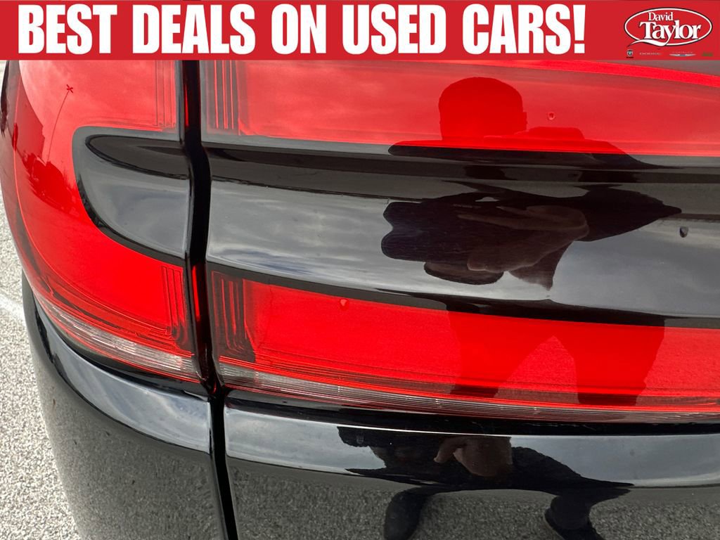 Used 2024 Chrysler Pacifica Touring-L FWD image 39
