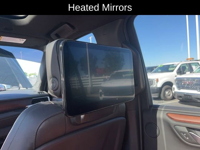 Used 2024 GMC Yukon XL Denali Ultimate AWD/4WD image 16