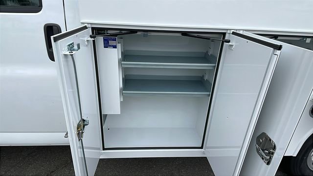 New 2026 Chevrolet Express 3500 w/ Power Convenience Package image 10