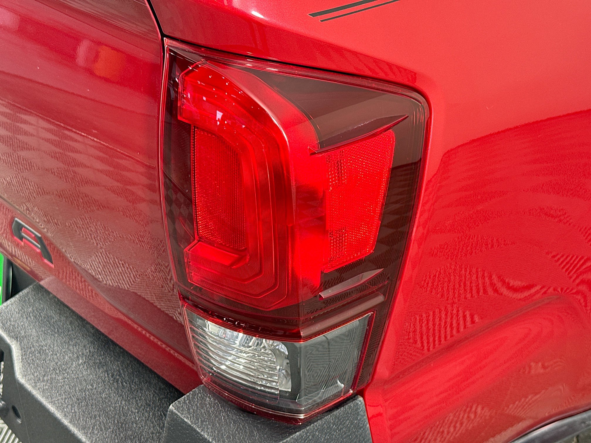 Used 2021 Toyota Tacoma SR w/ SR Convenience Package image 32