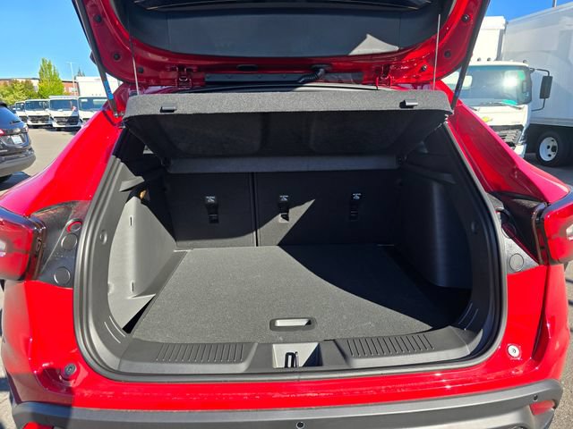 New 2026 Chevrolet Trax RS w/ Sunroof Package FWD image 14