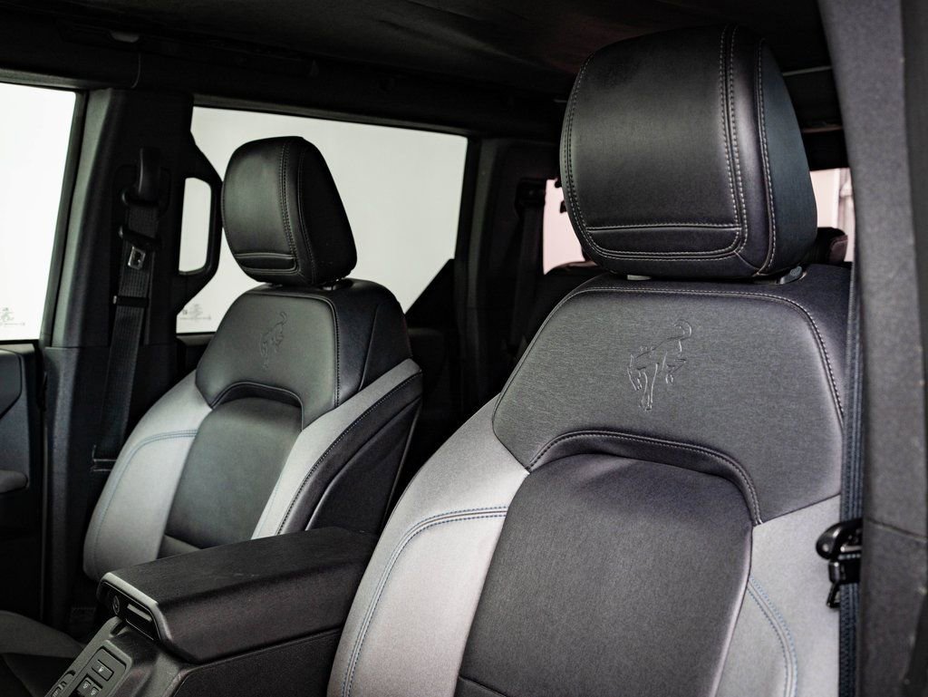 Used 2021 Ford Bronco Black Diamond image 27