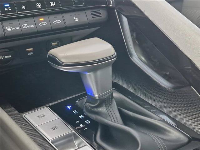 Used 2023 Hyundai Elantra SEL w/ Convenience Package FWD image 12