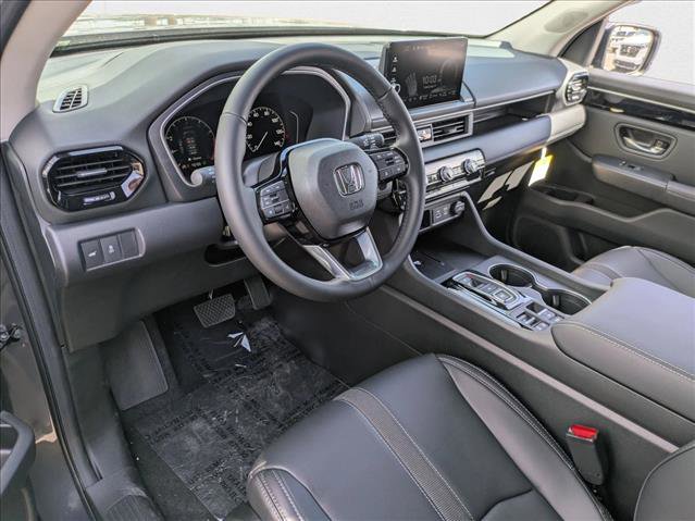 New 2025 Honda Pilot EX-L image 3