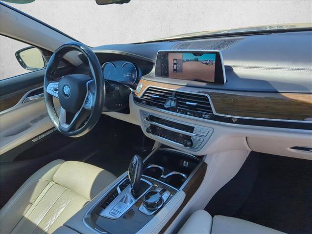 Used 2017 BMW 740i RWD image 20