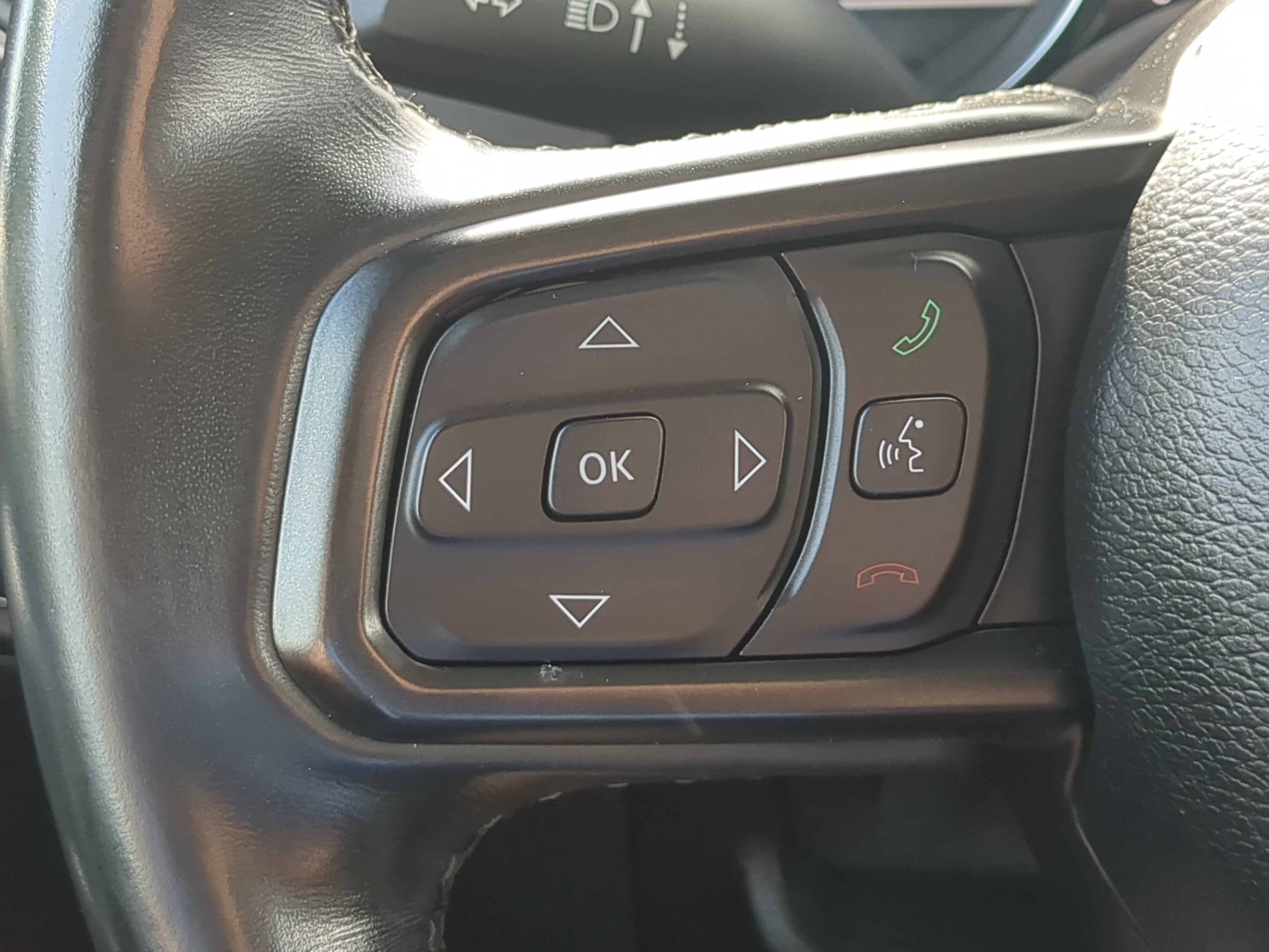 Used 2021 Jeep Gladiator Sport AWD/4WD image 21