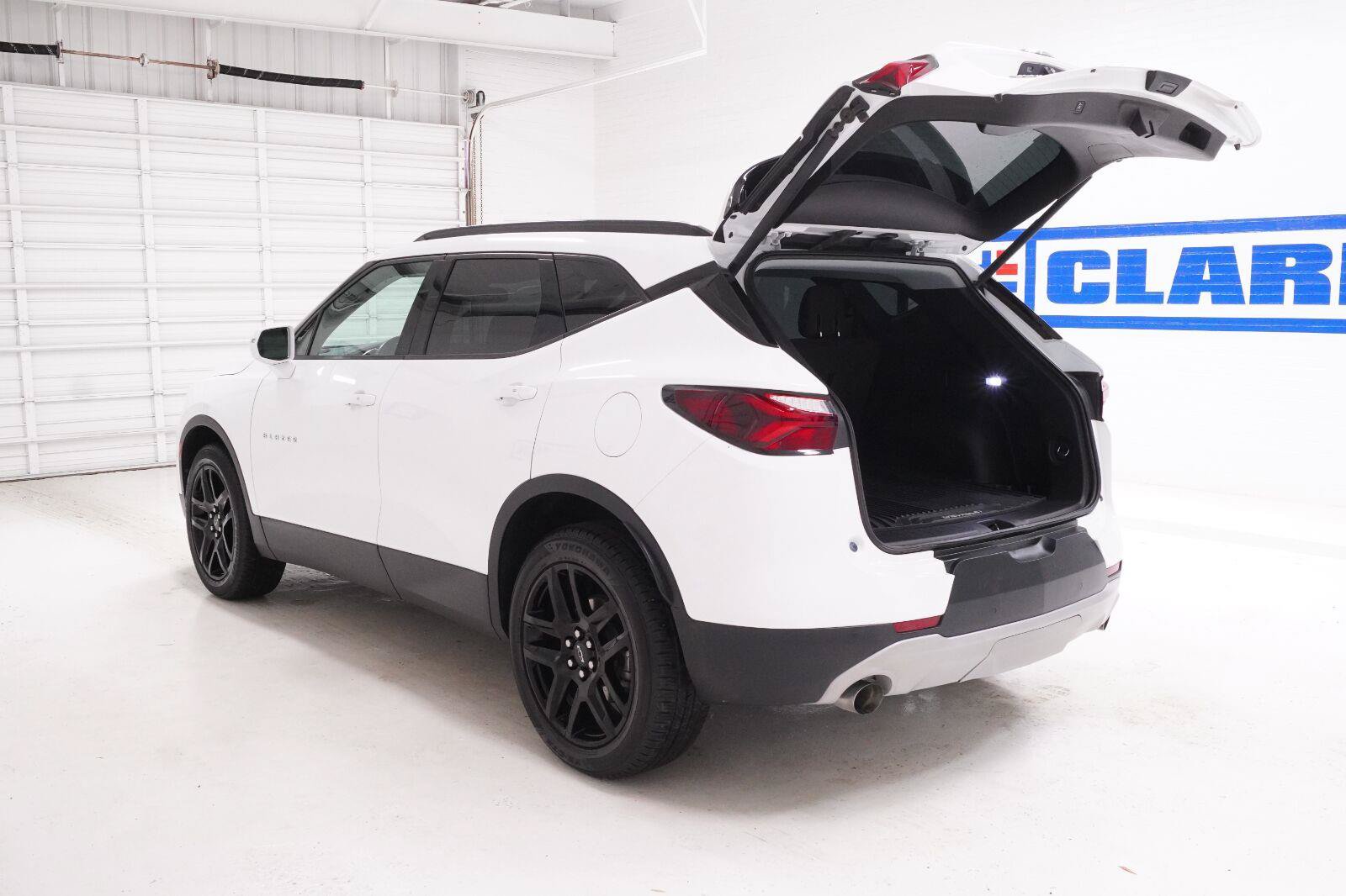 Used 2020 Chevrolet Blazer LT FWD image 33