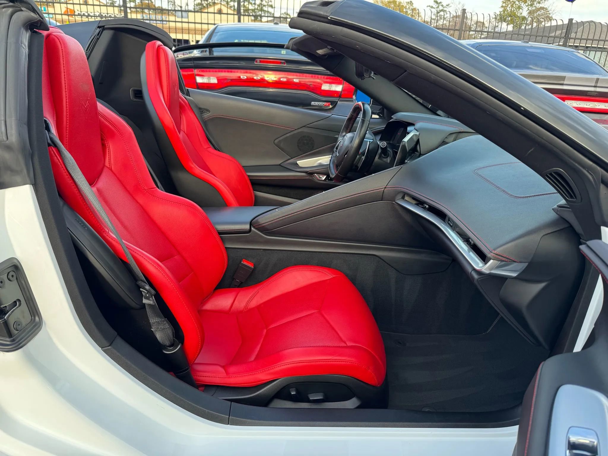 Used 2021 Chevrolet Corvette Stingray Convertible w/ Battery Protection Package image 21