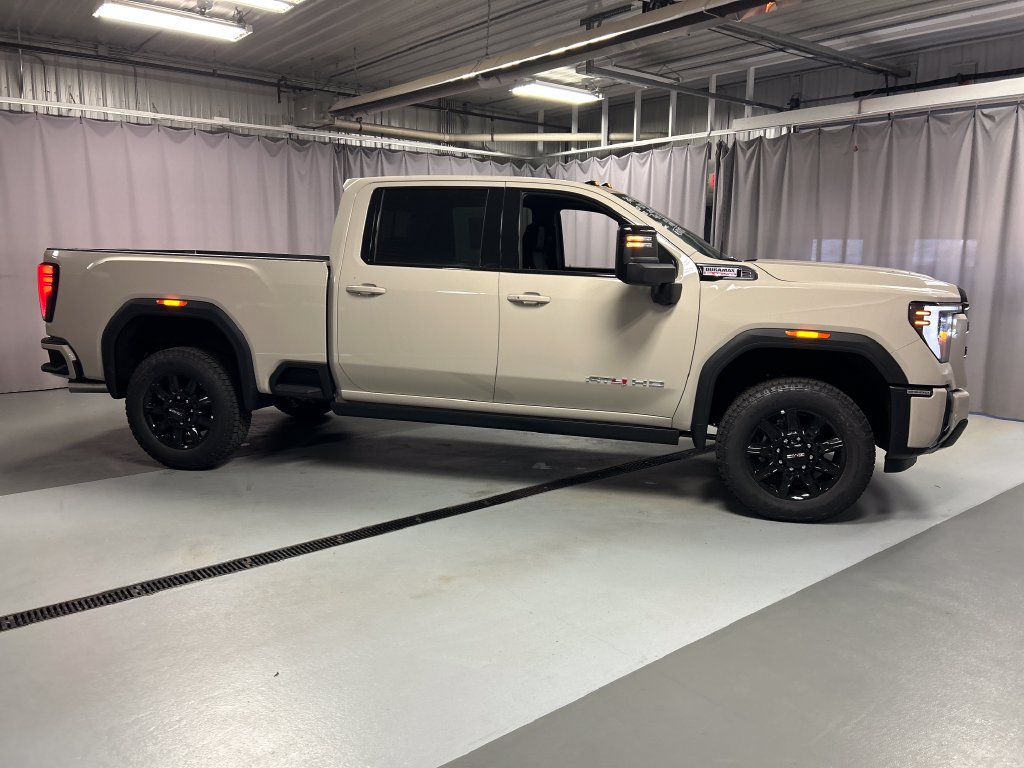 New 2026 GMC Sierra 2500 AT4 w/ AT4 Premium Plus Package AWD/4WD image 8