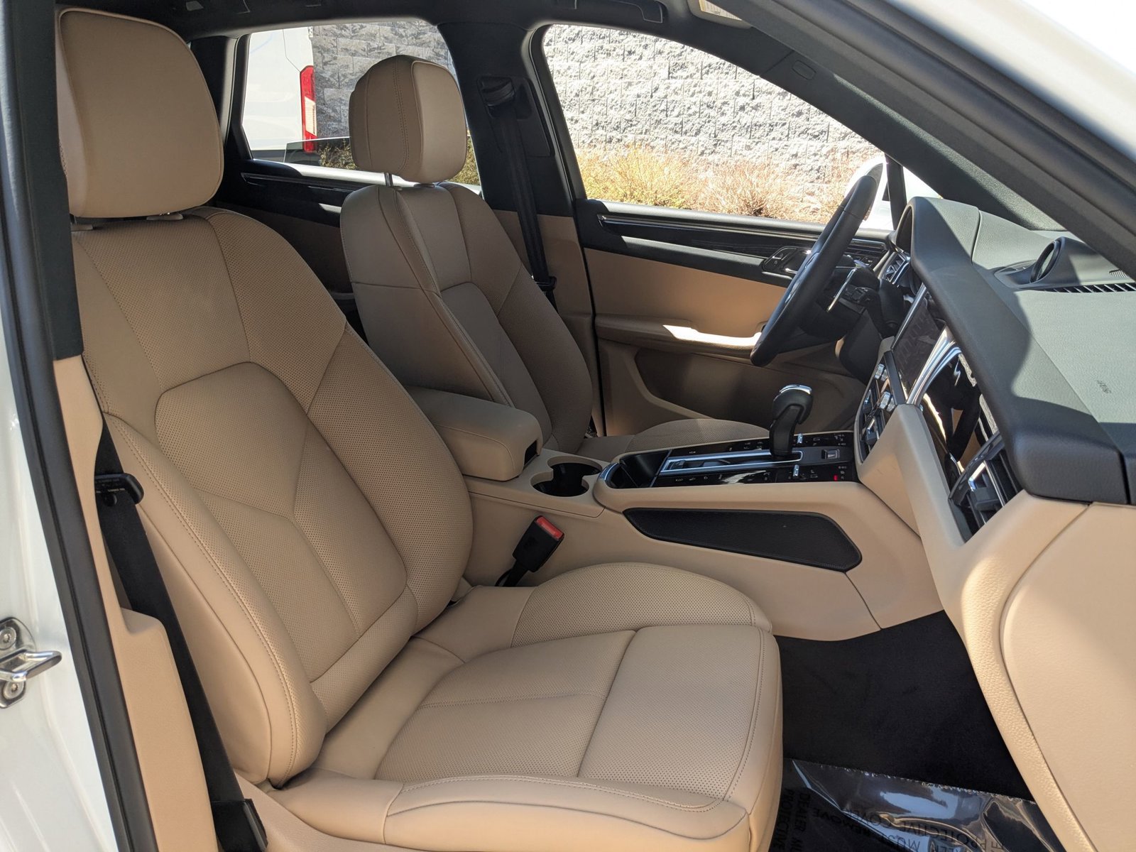 New 2026 Porsche Macan AWD/4WD image 26