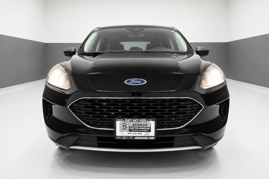 Used 2022 Ford Escape SE w/ Convenience Package FWD image 6