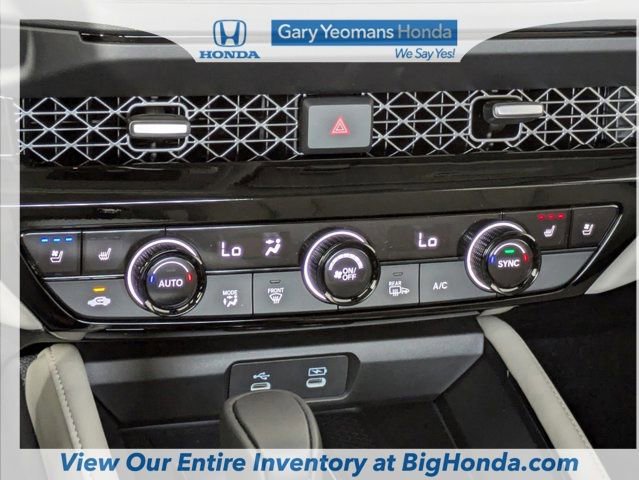 Used 2025 Honda Accord Touring image 18