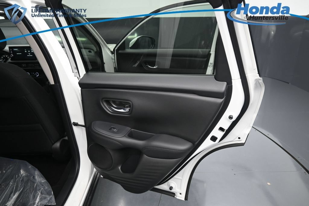 New 2026 Honda HR-V LX image 15