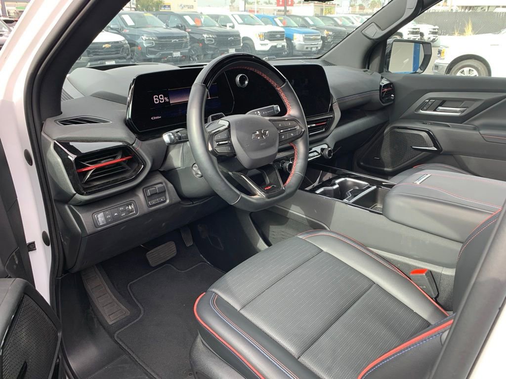 Used 2024 Chevrolet Silverado EV RST AWD/4WD image 12