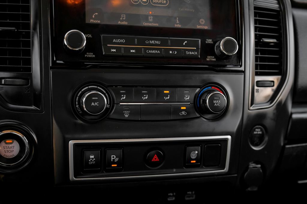 Used 2021 Nissan Titan S image 25