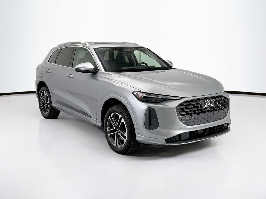 Certified 2025 Audi Q5 Premium w/ Premium Plus AWD/4WD image 3