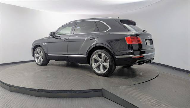 Used 2019 Bentley Bentayga AWD/4WD image 6