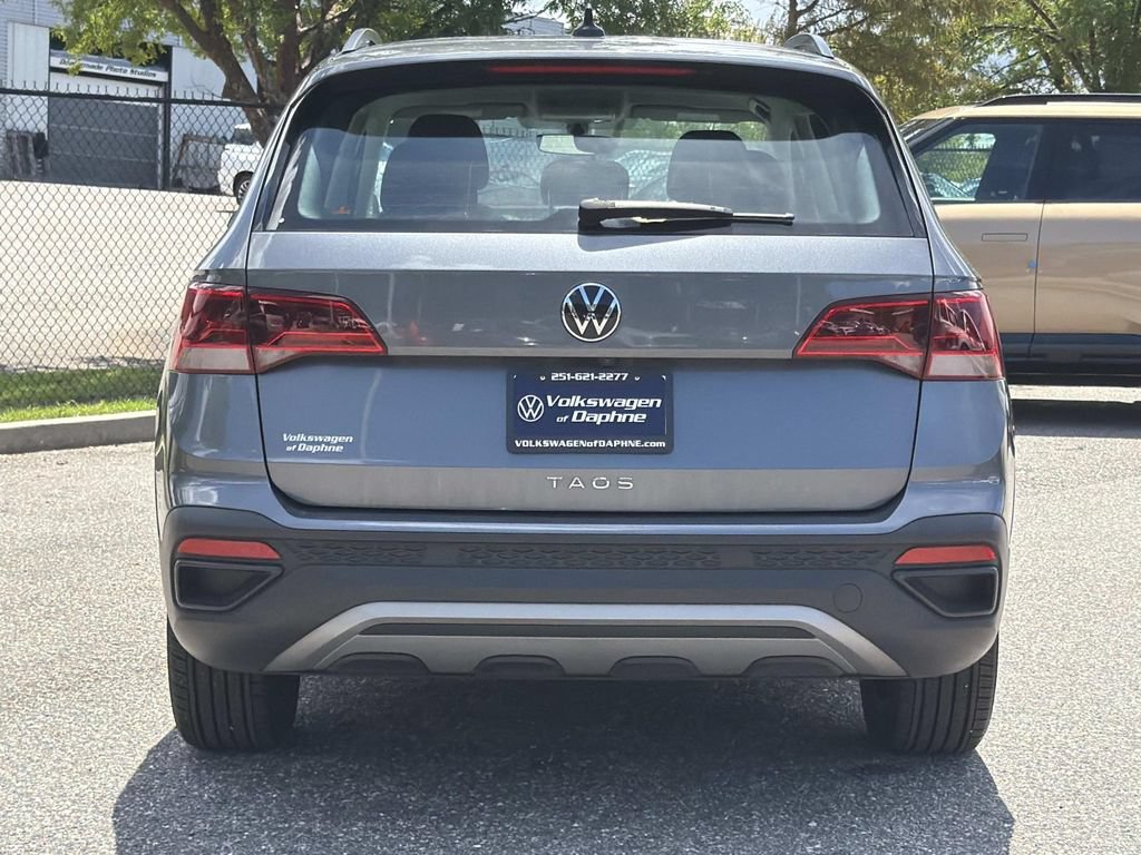 Used 2023 Volkswagen Taos S FWD image 5