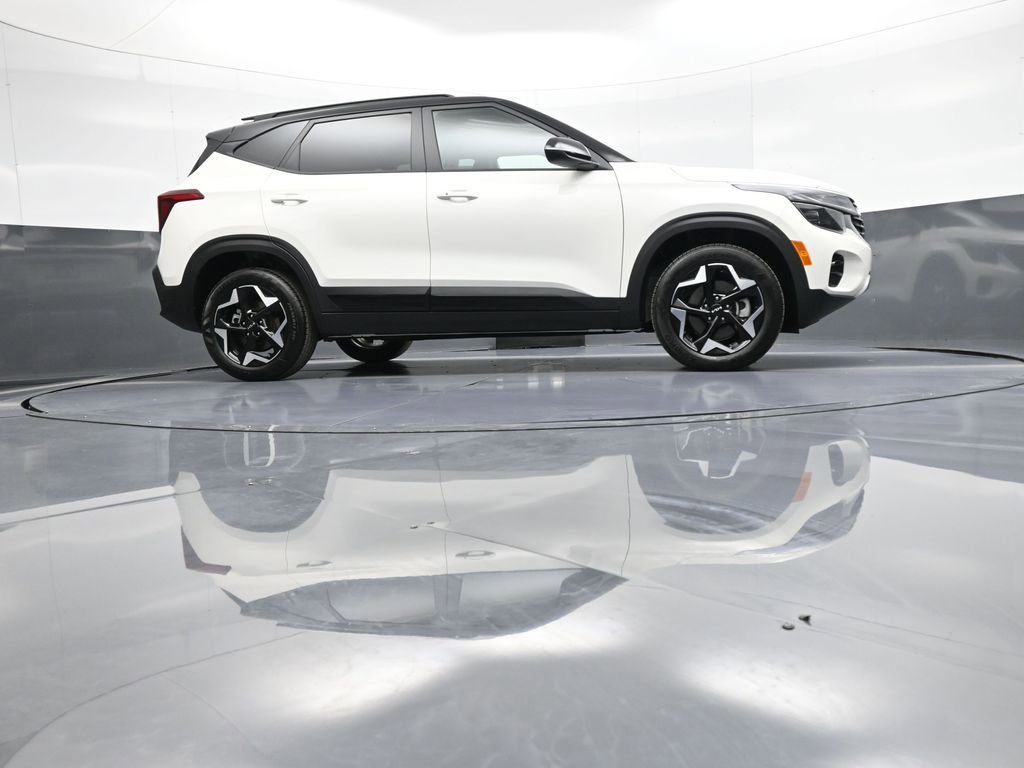 New 2025 Kia Seltos S image 28