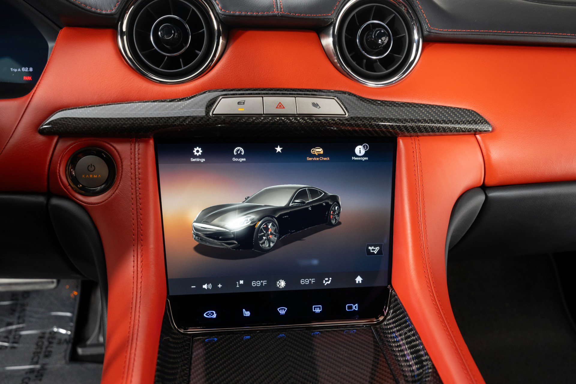 Used 2025 Karma Revero Luxury image 22