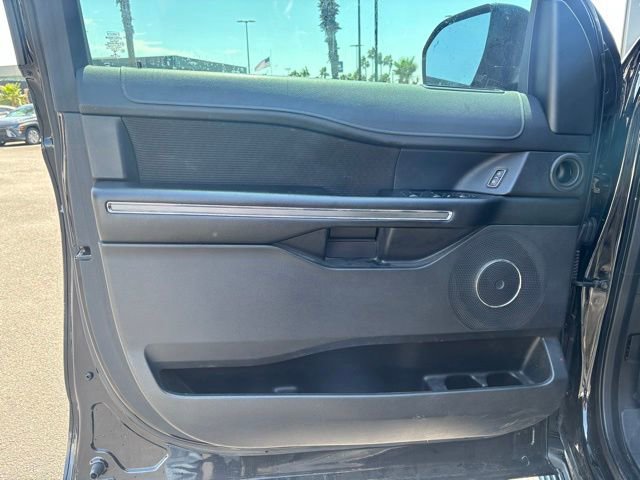 Used 2020 Ford Expedition XLT RWD image 9