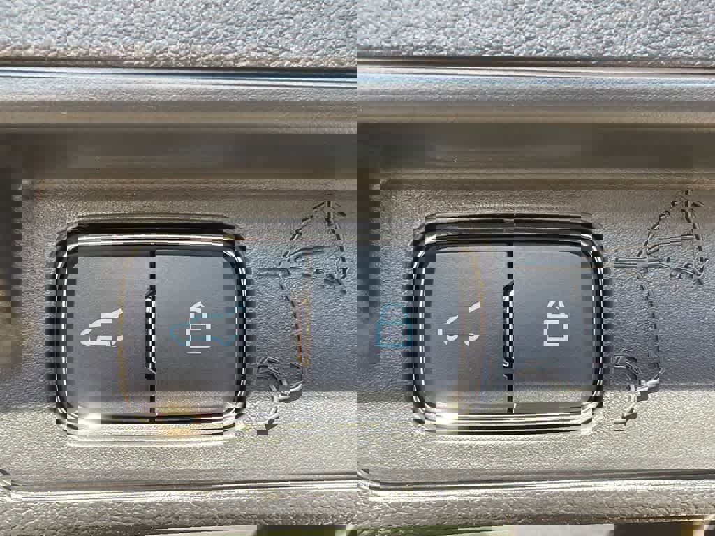 New 2026 Ford Explorer ST w/ Sun And Sound Package image 17