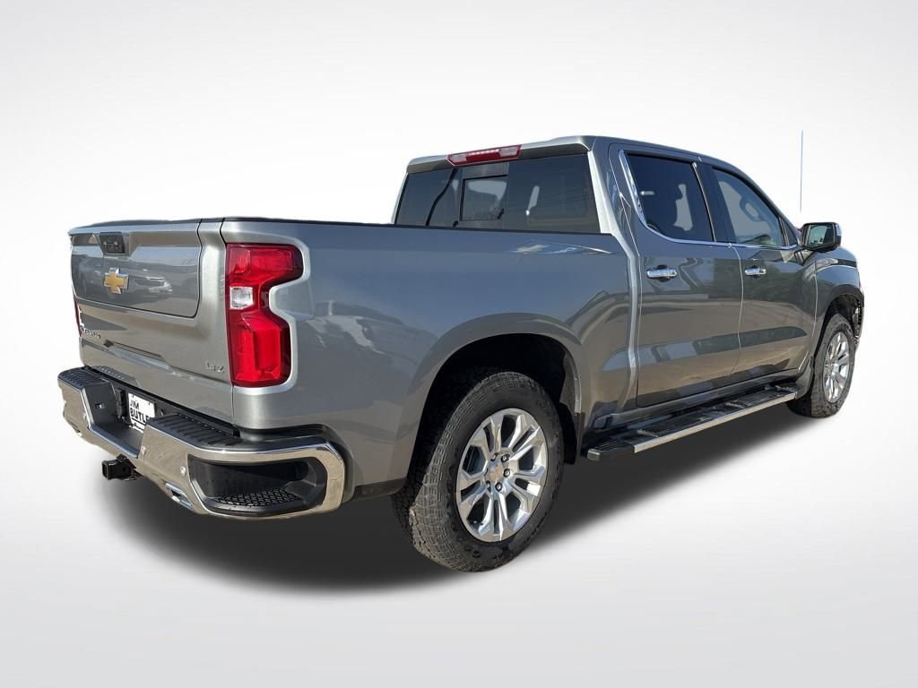 Used 2025 Chevrolet Silverado 1500 LTZ w/ LTZ Premium Package image 7