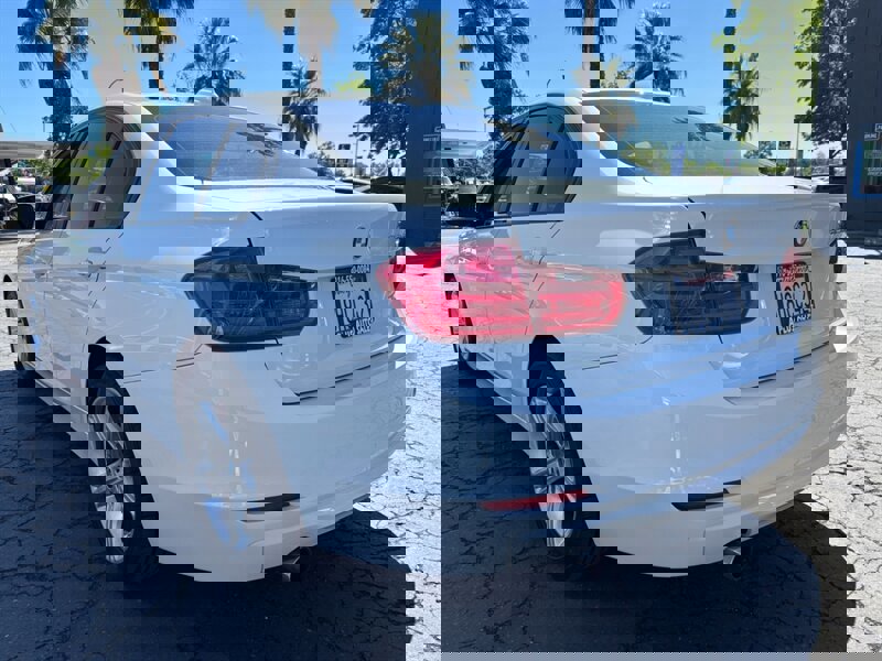 Used 2014 BMW 320i Sedan image 6