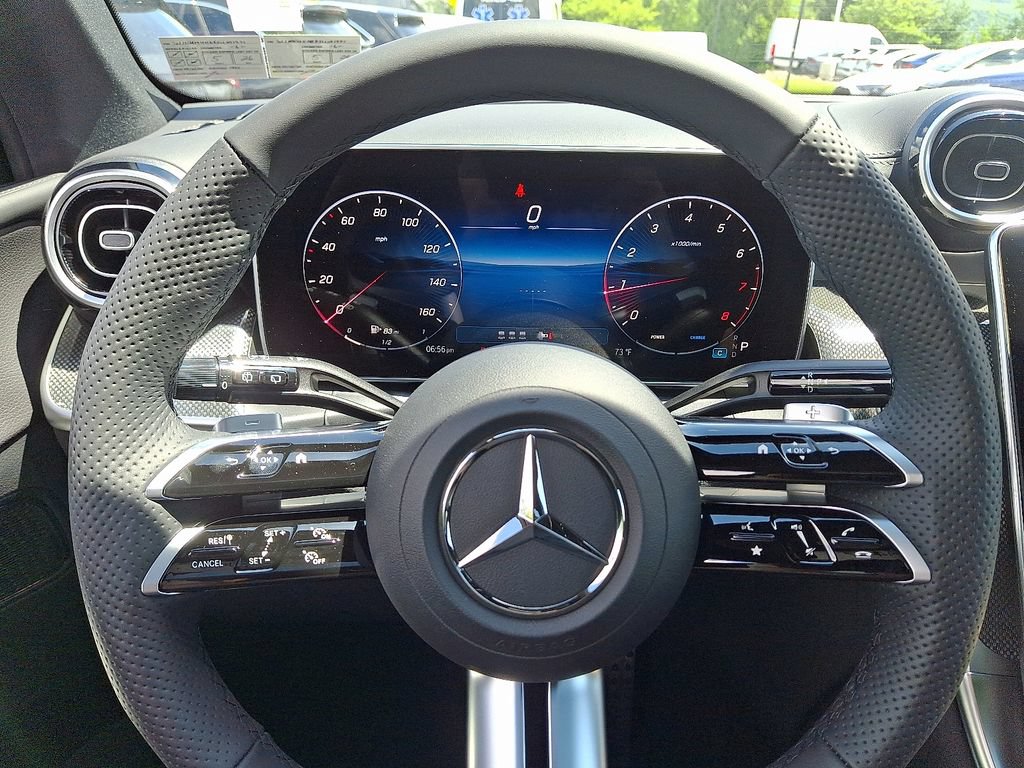 New 2025 Mercedes-Benz GLC 300 4MATIC image 17