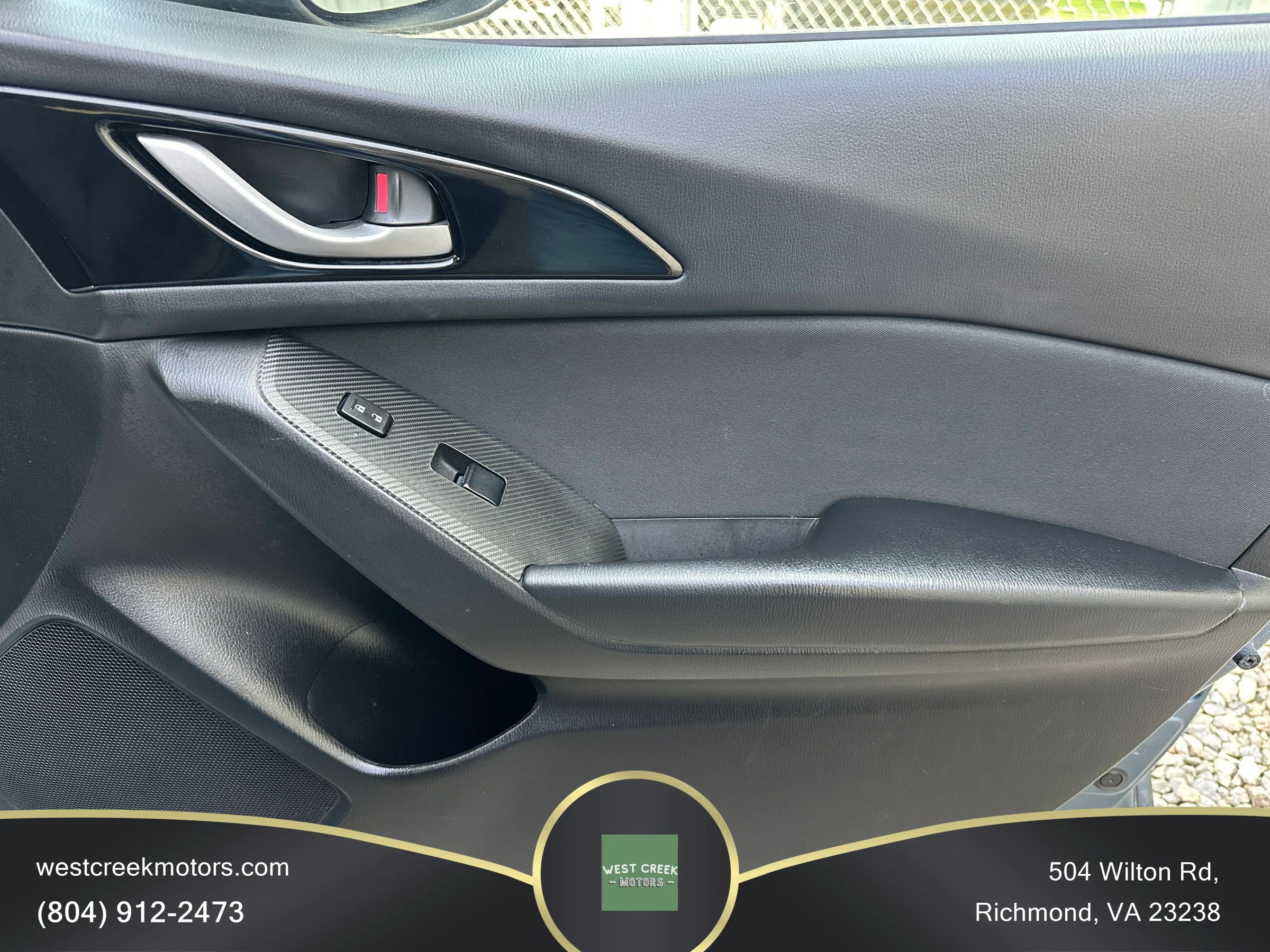 Used 2015 MAZDA MAZDA3 i Sport image 16