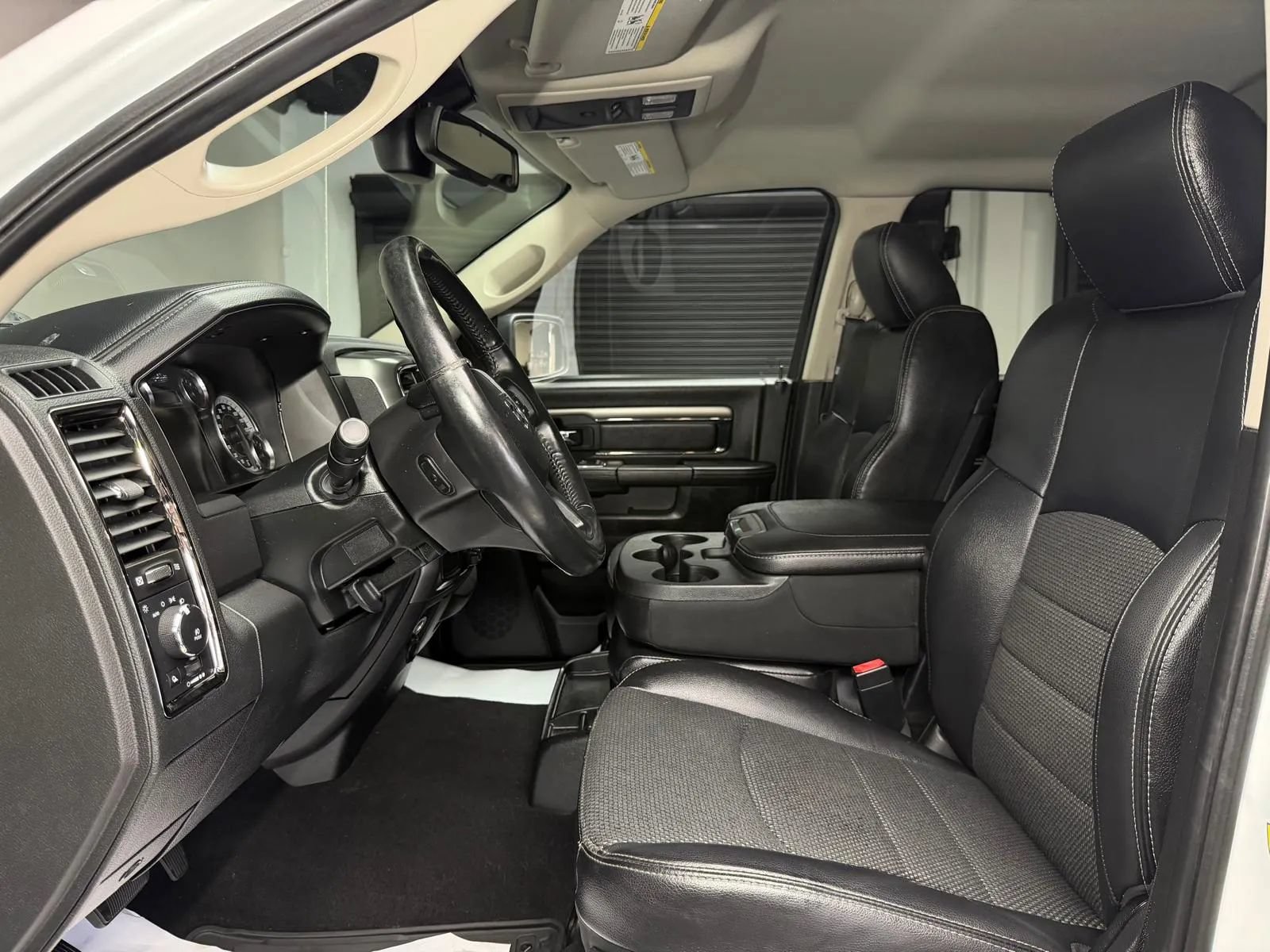 Used 2018 RAM 2500 Big Horn w/ Sport Appearance Group AWD/4WD image 25