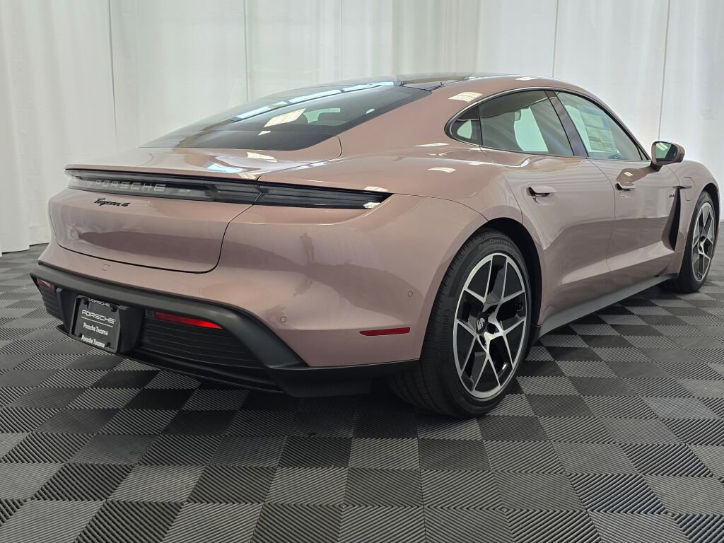 New 2025 Porsche Taycan image 7