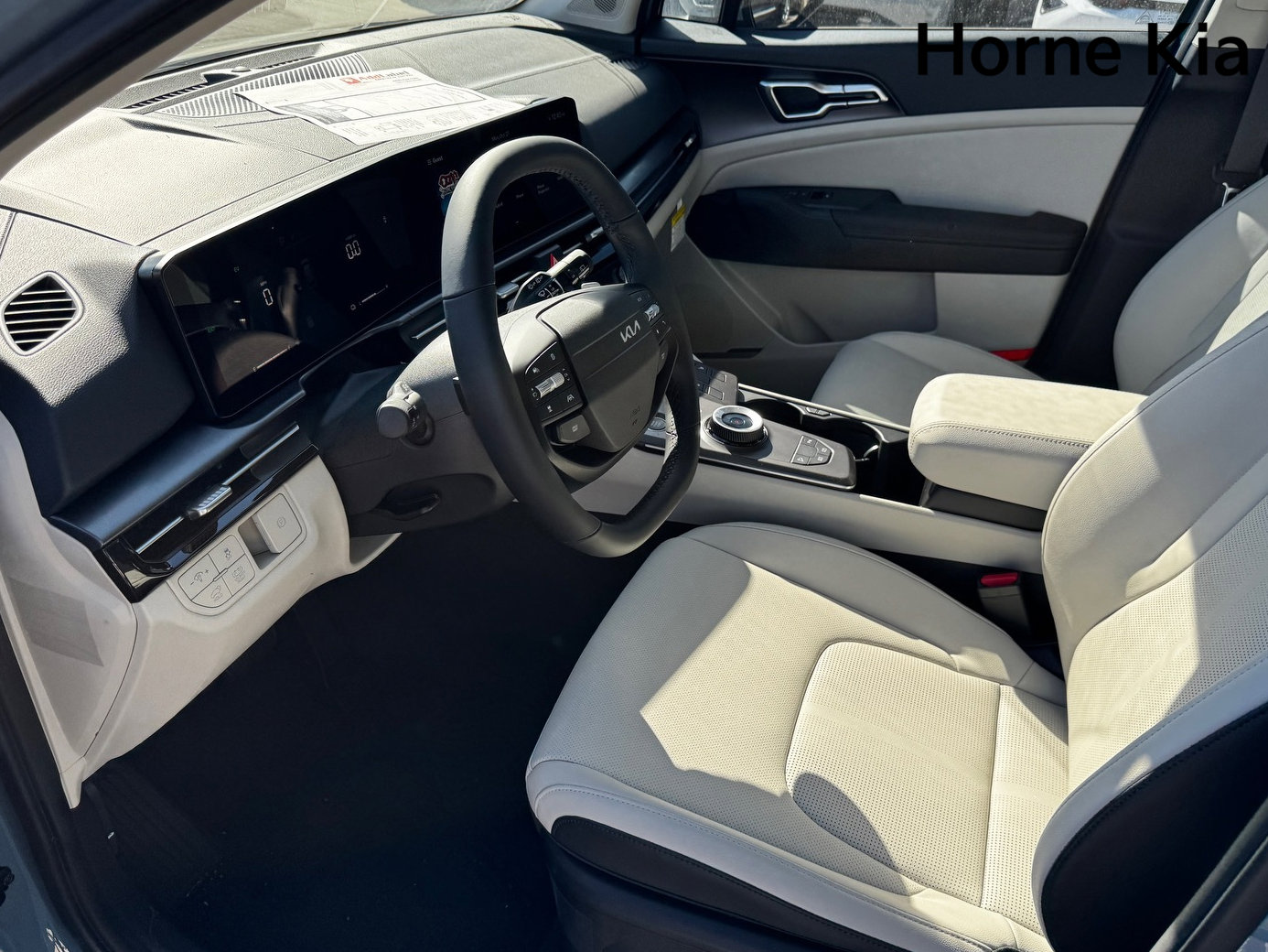 New 2026 Kia Sportage EX image 10