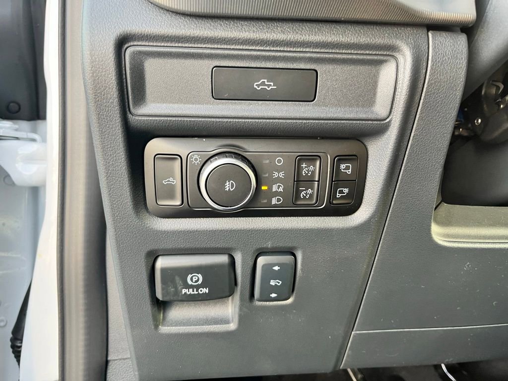 New 2026 Ford F150 Lariat w/ Equipment Group 502A High image 16