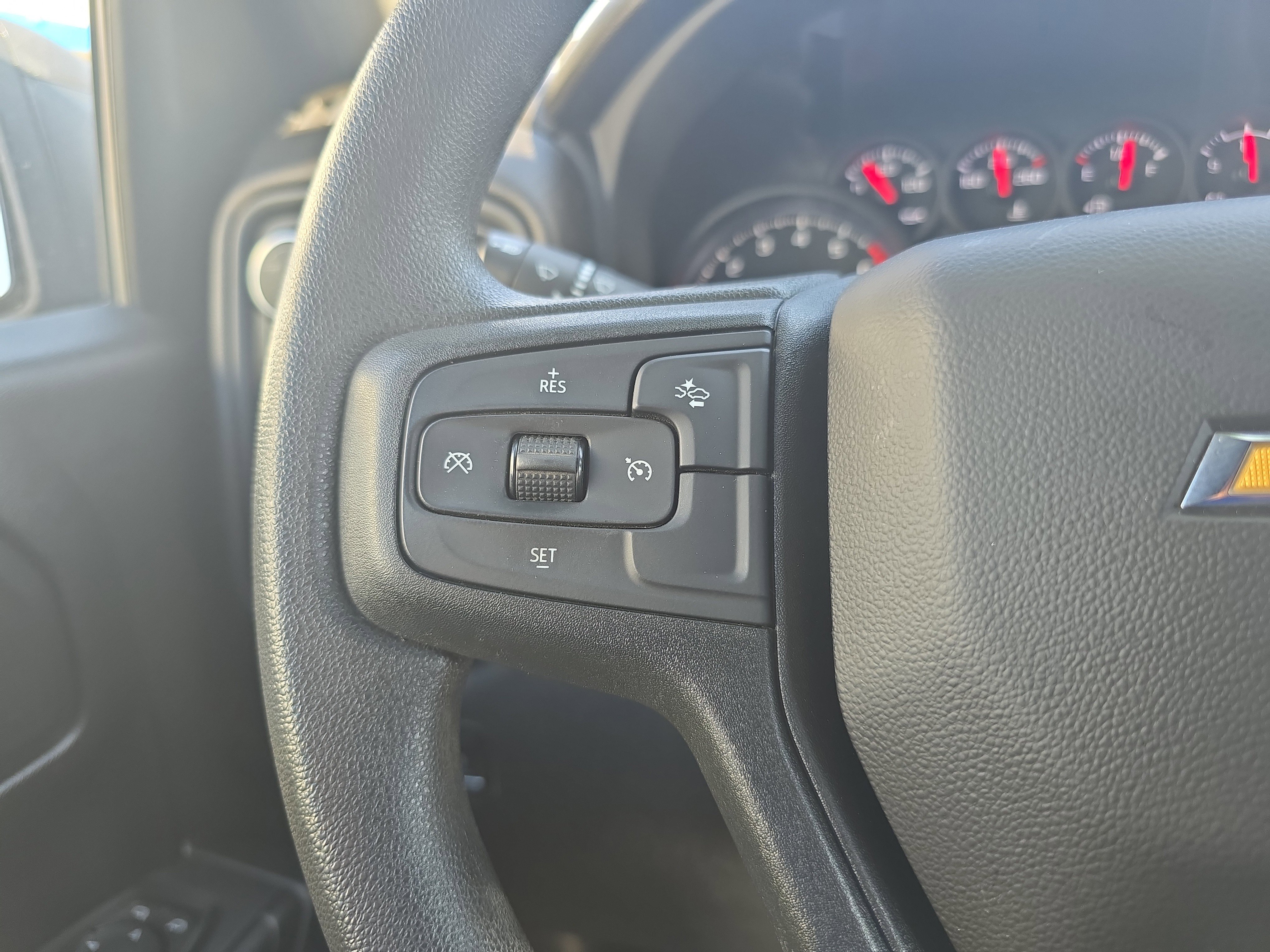 Used 2023 Chevrolet Silverado 1500 Custom image 19