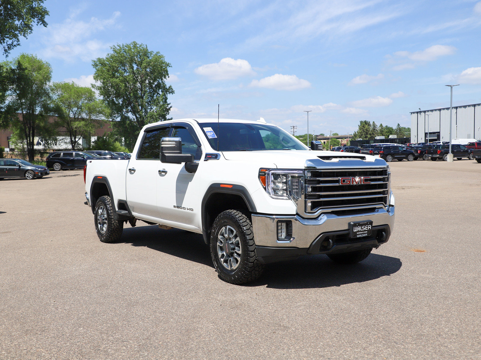 Used 2022 GMC Sierra 3500 SLT w/ X31 Off-Road Package AWD/4WD image 9