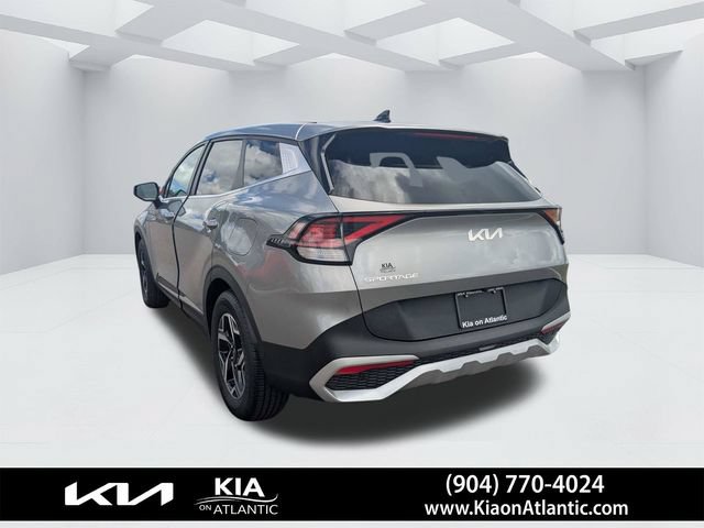 Used 2023 Kia Sportage LX FWD image 5