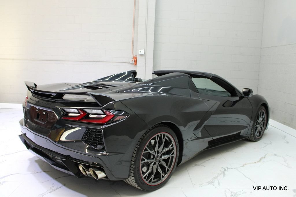 Used 2024 Chevrolet Corvette Stingray Premium Conv w/ Z51 Performance Package RWD image 18