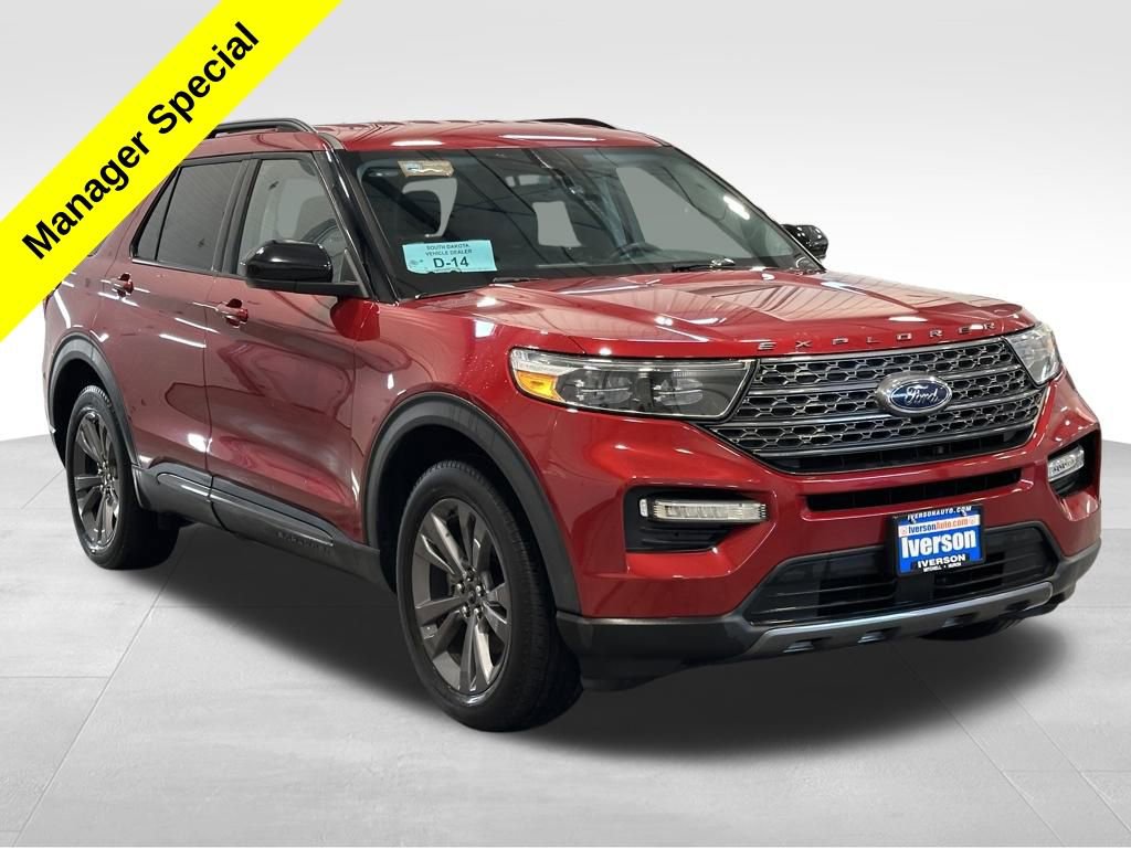 Used 2023 Ford Explorer XLT w/ Equipment Group 202A image 1