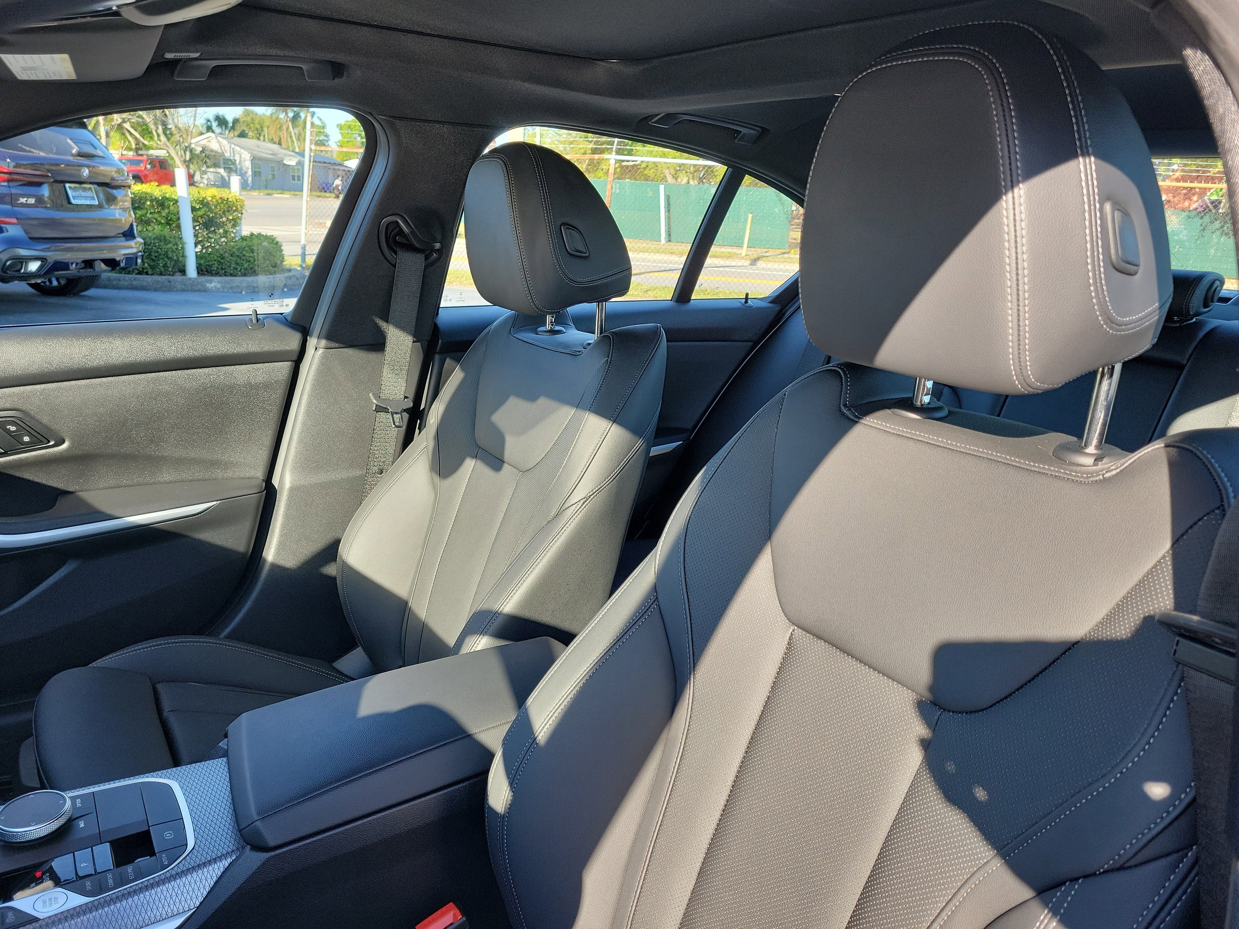 Used 2025 BMW M340i Sedan image 22