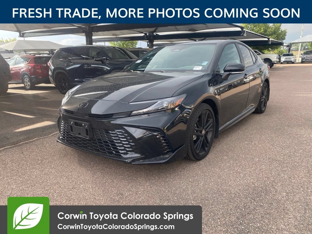 Used 2026 Toyota Camry Hybrid FWD image 3