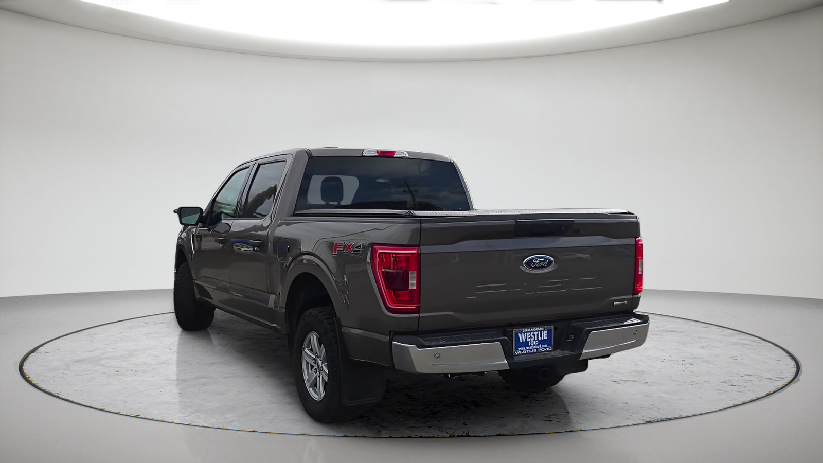 Used 2021 Ford F150 XLT w/ Equipment Group 301A Mid AWD/4WD image 9