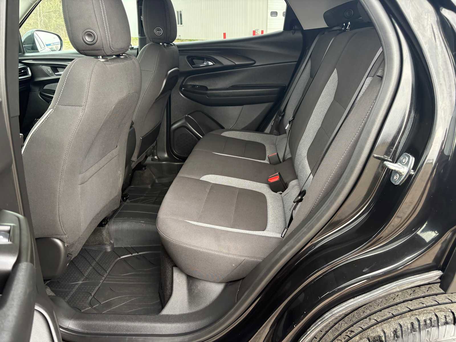 Used 2023 Chevrolet TrailBlazer LT w/ Convenience Package AWD/4WD image 8