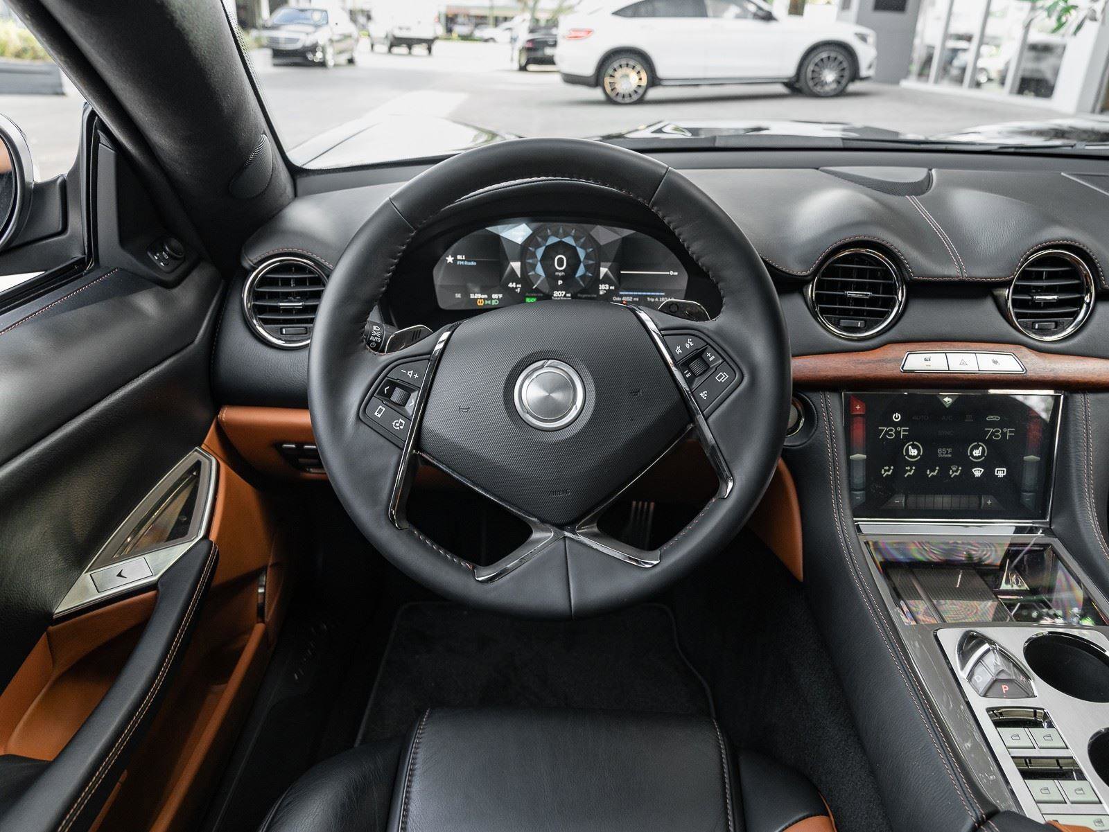 Used 2018 Karma Revero Luxury RWD image 4