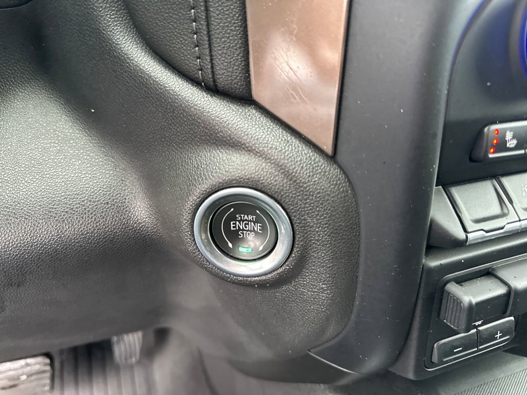 Used 2021 Chevrolet Silverado 1500 High Country w/ Safety Package II image 13