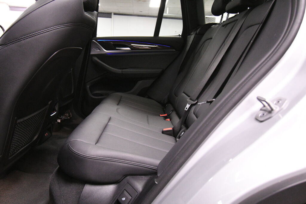 Used 2021 BMW X3 xDrive30i w/ Convenience Package (ZC2) image 23
