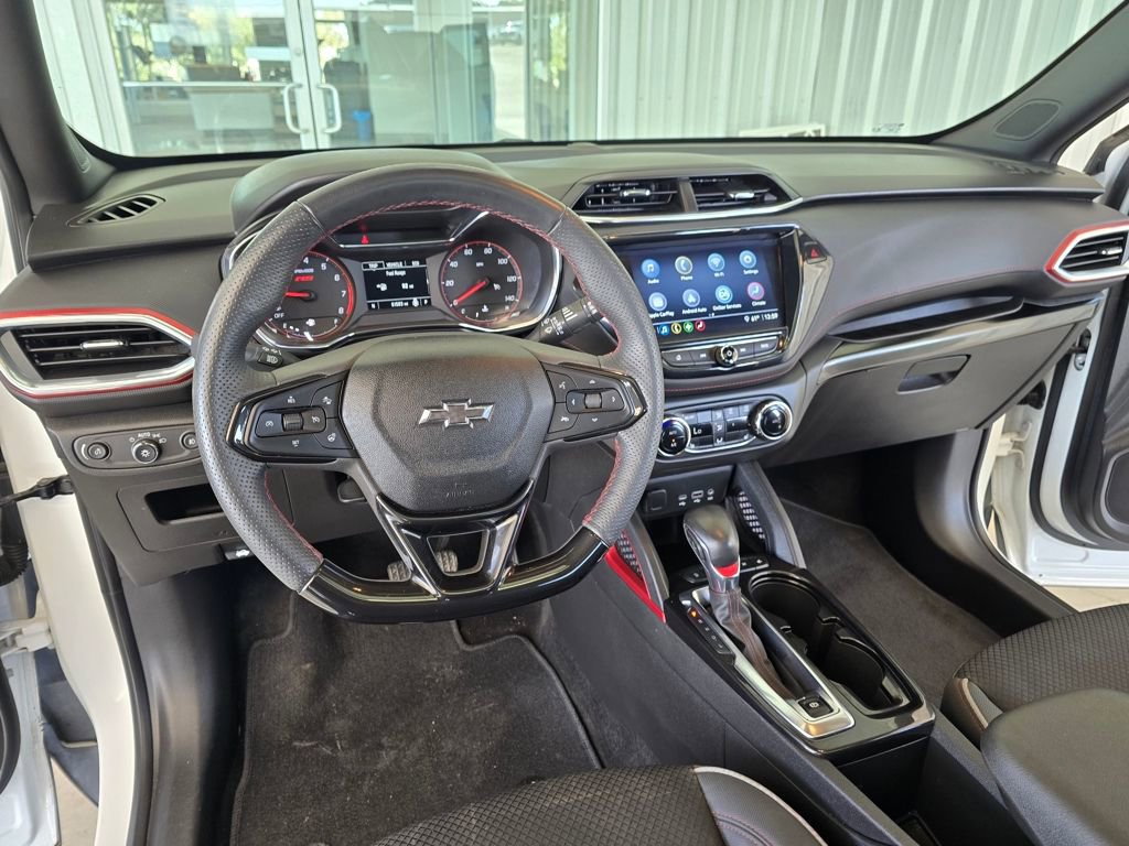 Used 2023 Chevrolet TrailBlazer RS w/ Sun and Liftgate Package image 20