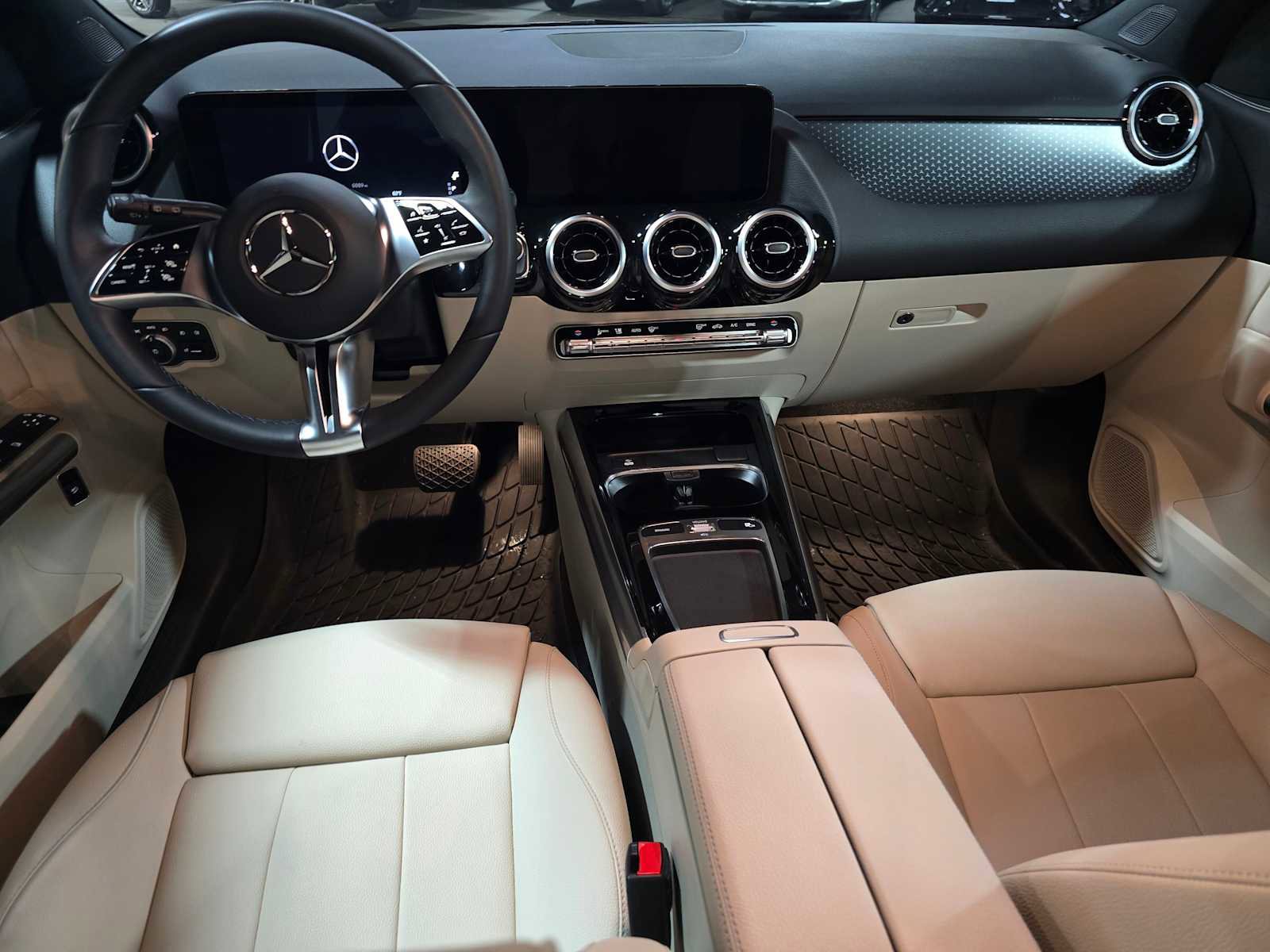 Certified 2026 Mercedes-Benz GLA 250 4MATIC image 18